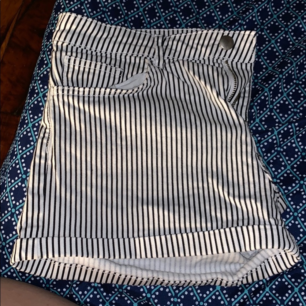 h&m shorts.